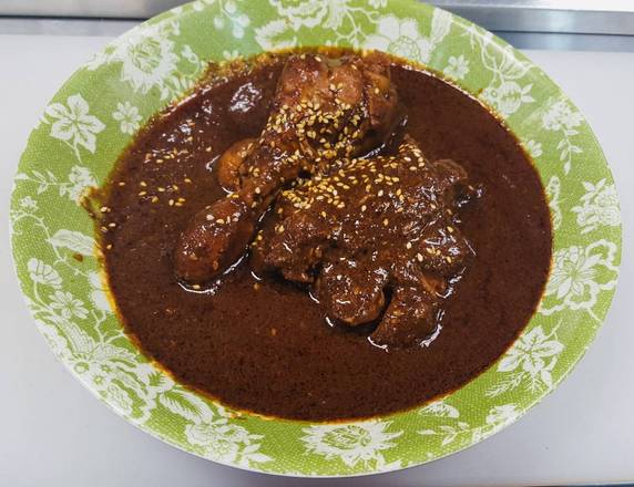 Mole Poblano (Mole Poblano Style)