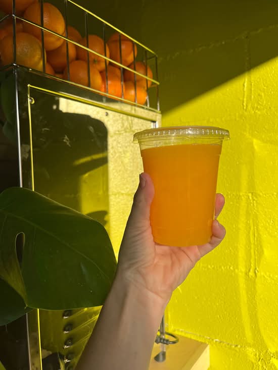 FRESH SQUEEZED OJ