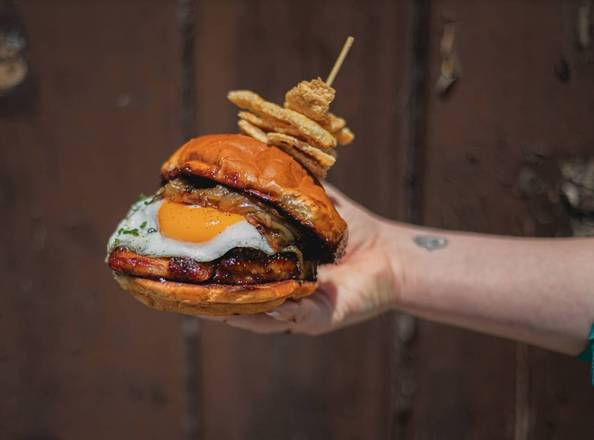Pulled pork burger