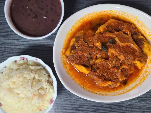 Rabo Encendido (Spicy Stewed Oxtail)