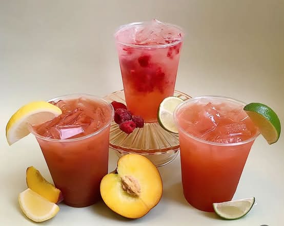 Peach Spritzer