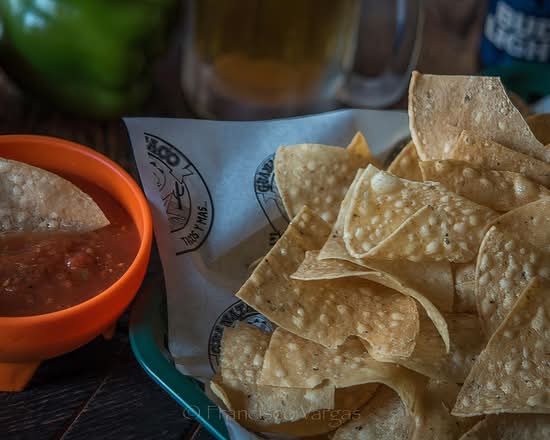 CHIPS & SALSA