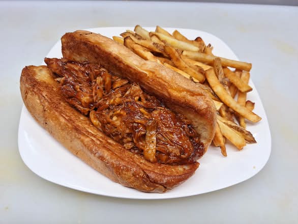 BBQ Pulled Pork Sandwich