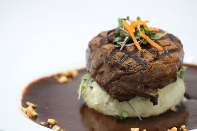 Filet Mignon Mole Rojo