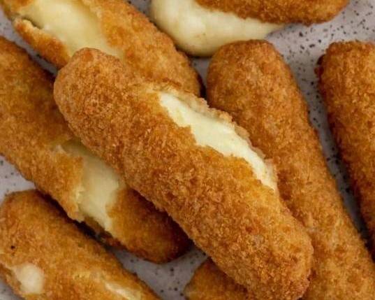 Breaded Mozzarella Sticks
