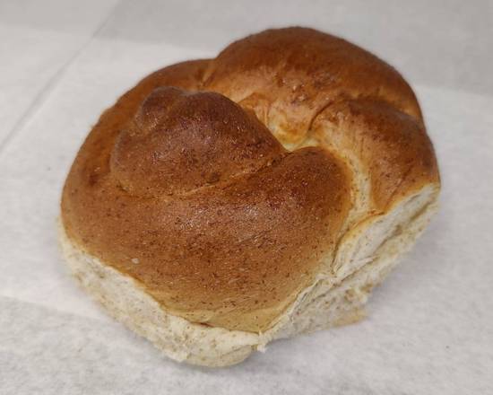 Whole Wheat Challah Roll