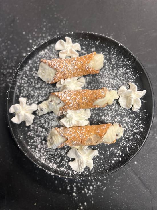 CANNOLI