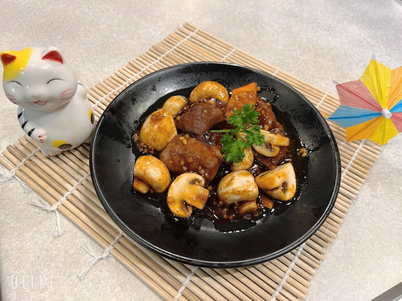 Mushroom Beef