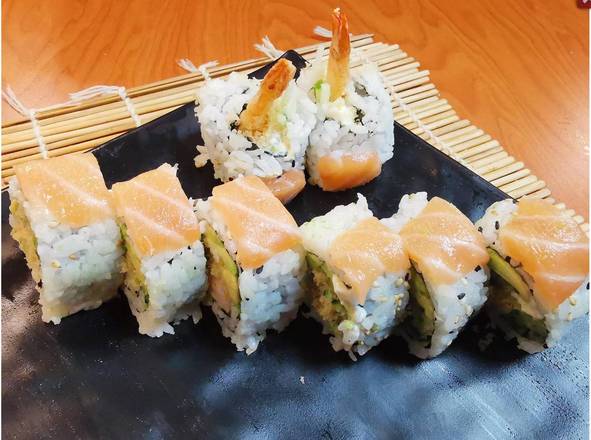 Red Dragon Roll (8 pcs)