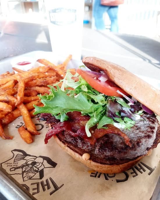 Blue Bison Burger
